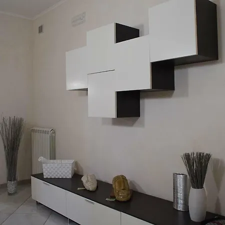 오레스테 아파트 *